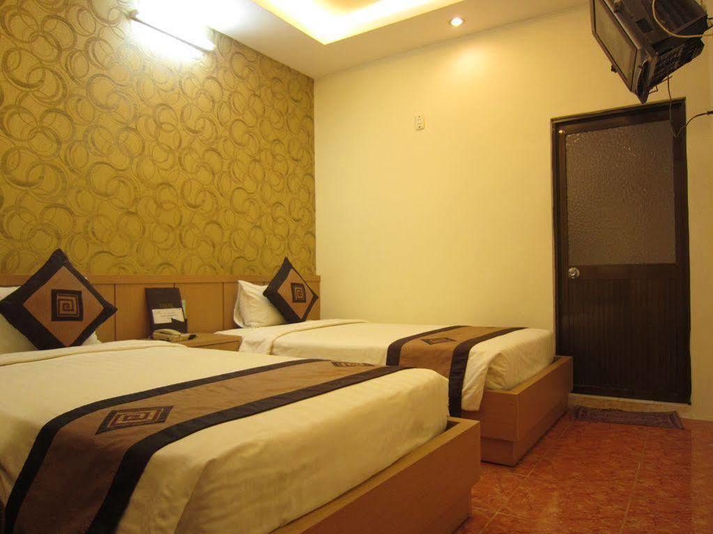 Reddoorz @ Pham Ngu Lao Street 3 Hotel Хошимин Екстериор снимка