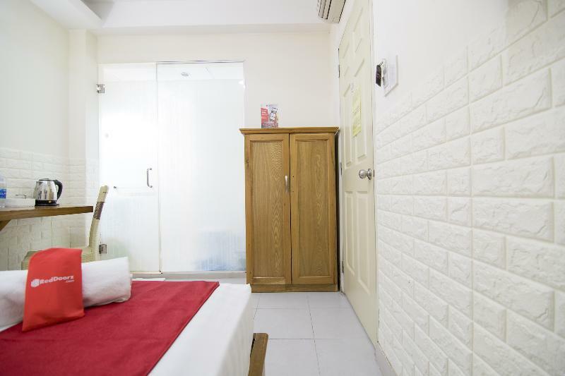 Reddoorz @ Pham Ngu Lao Street 3 Hotel Хошимин Екстериор снимка