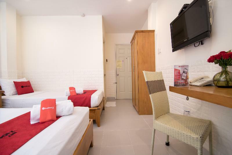 Reddoorz @ Pham Ngu Lao Street 3 Hotel Хошимин Екстериор снимка