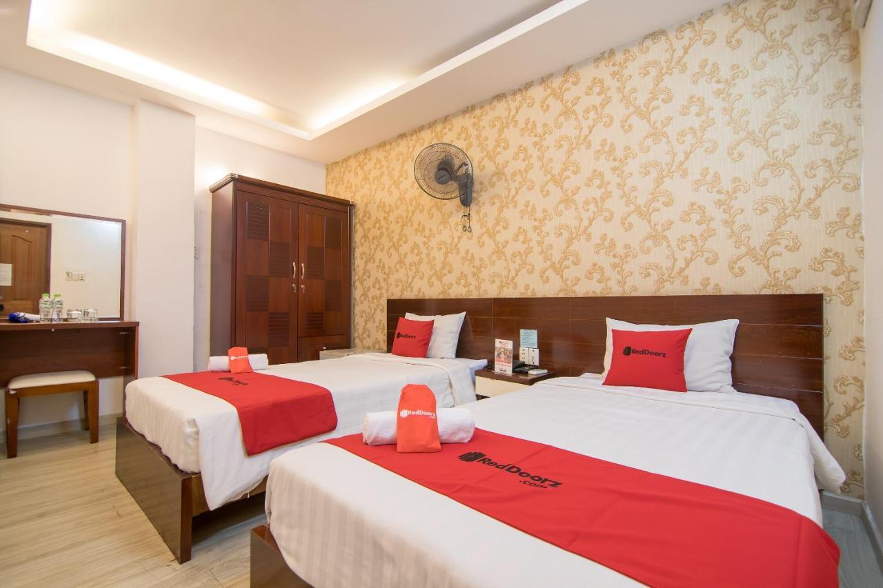 Reddoorz @ Pham Ngu Lao Street 3 Hotel Хошимин Екстериор снимка