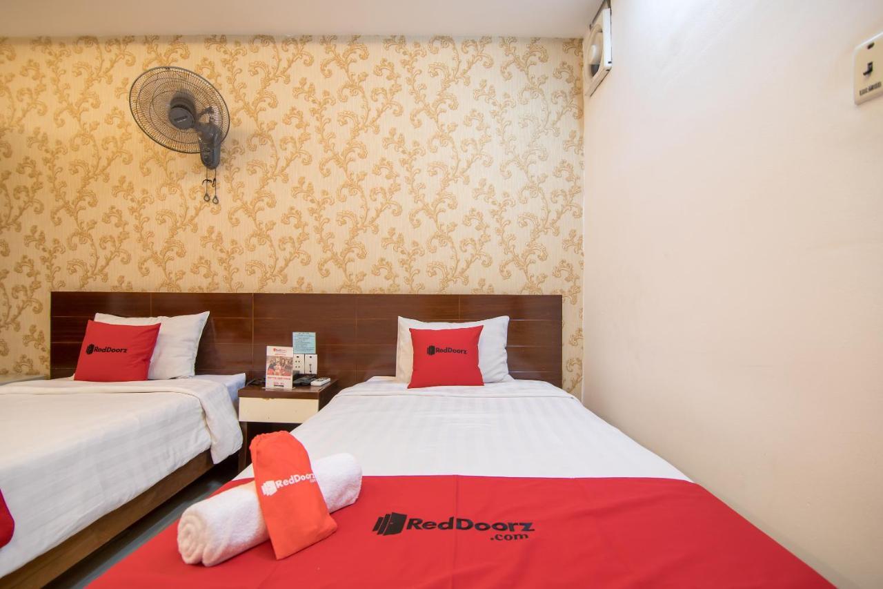 Reddoorz @ Pham Ngu Lao Street 3 Hotel Хошимин Екстериор снимка